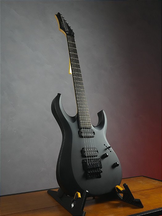 Guitarra Cort x500 Menace Bks - Floyd Rose - Seymour Duncan - Bag