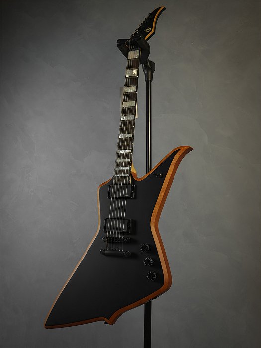 Guitarra Wylde Audio Blood Eagle Mahogany Blackout - Humbucker - Ponte Fixa