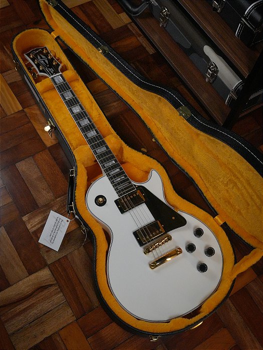 Guitarra Gibson Les Paul Custom Alpine White Escala em Ébano
