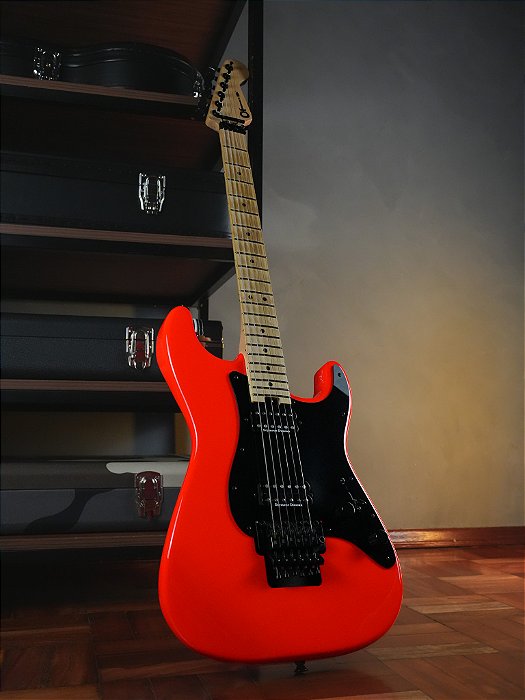 Guitarra Charvel So-Cal Pro Mod Style 1 - Neon Pink - Usada