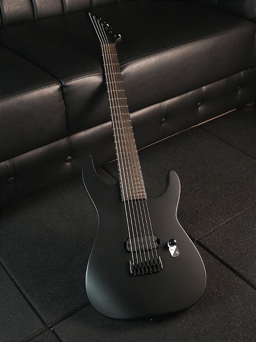 GUITARRA ESP LTD M-7B BLACK METAL - BLACK SATIN - BARITONO - 7 CORDAS