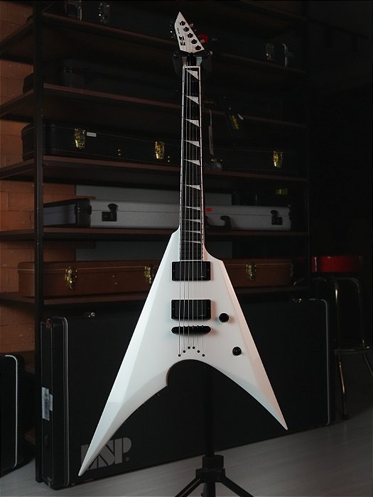 GUITARRA ESP E-II ARROW NT - SNOW WHITE