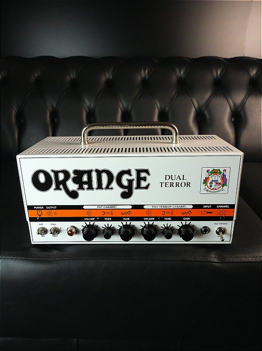 Cabeçote Valvulado Orange Dual Terror™ – 30W EL84 2 Canais + BAG+ Foot (Seminovo)