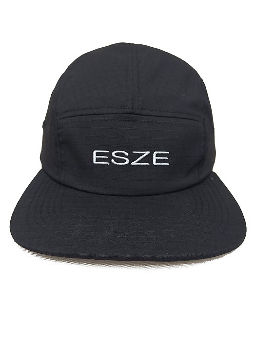 BONÉ FIVE PANEL PRETO