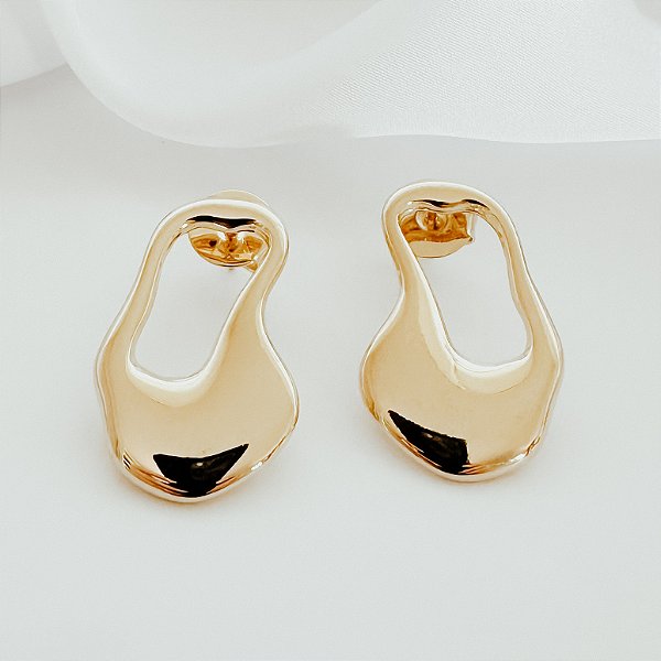 Brinco Inefável Banhado a Ouro 18k