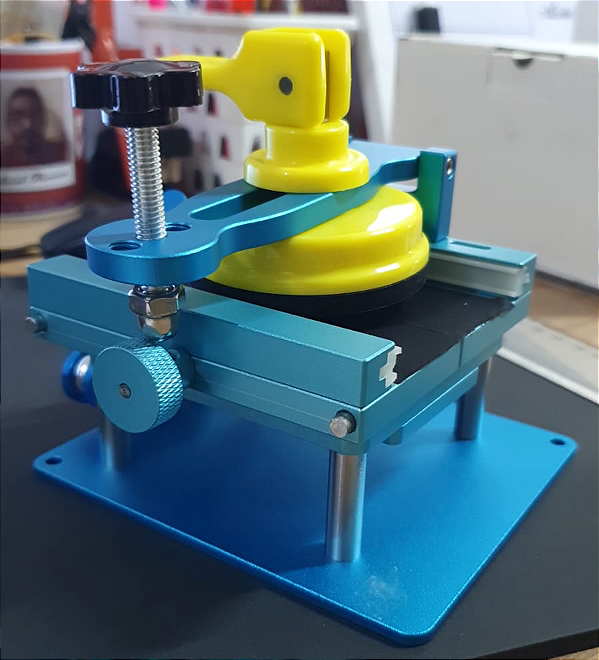 Suporte para iPhone fixação