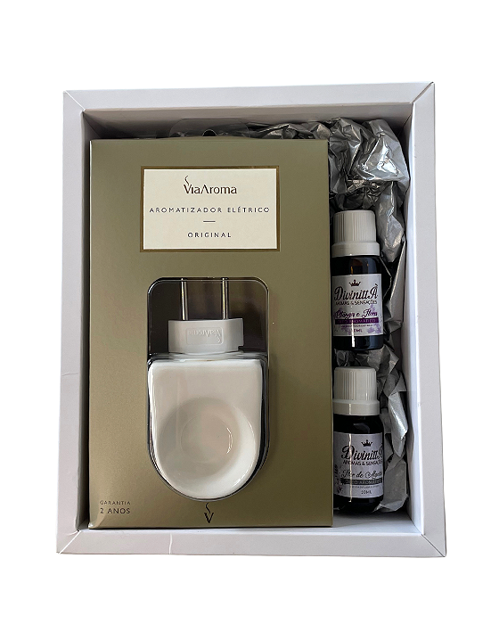 Kit Presente Difusor de Tomada e 2 Óleos Aromáticos - Pitanga e Flores e Flor de Algodão