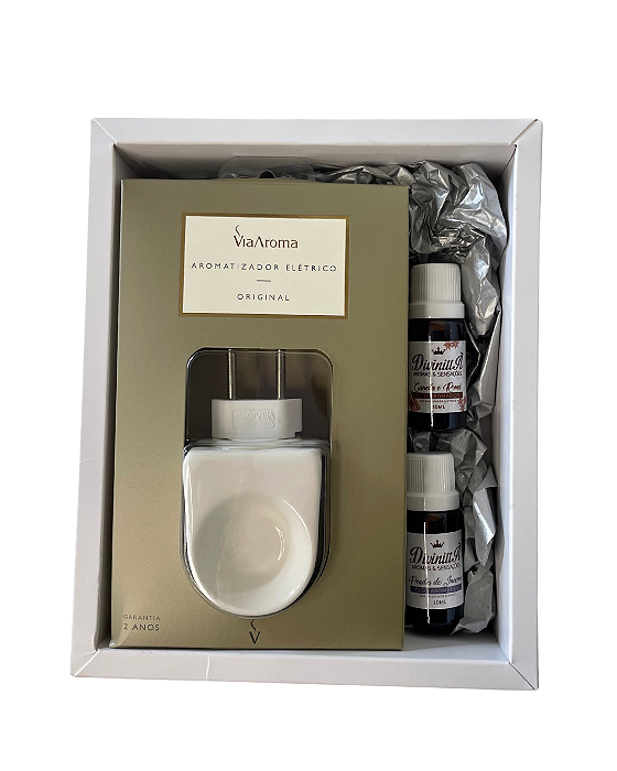 Kit Presente Difusor de Tomada e 2 Óleos Aromáticos - Canela e Romã e Prados de Inverno