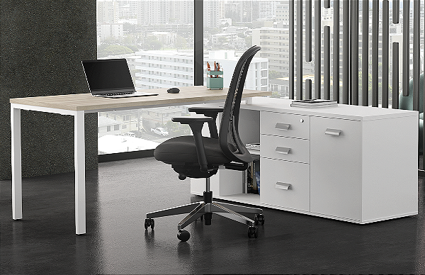 ​​​​​​​Mesa Diretor Arq Pé Trave com armário lateral