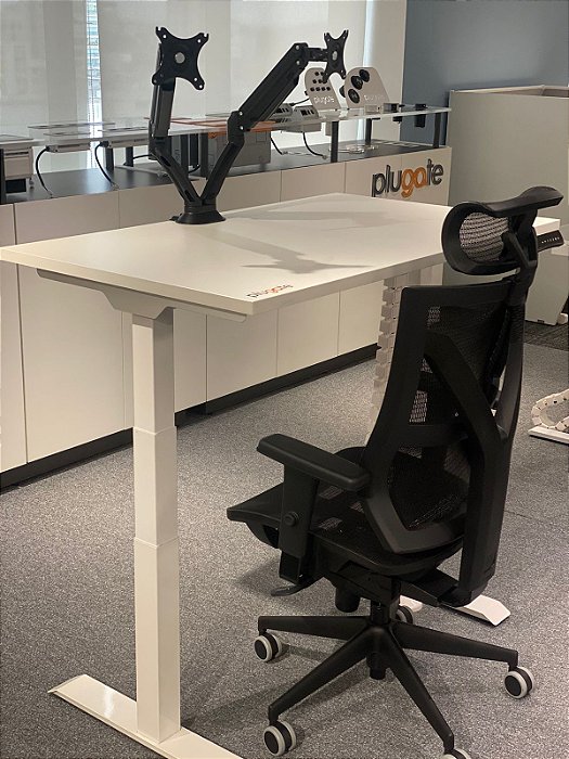 Mesa Elétrica com regulagem de altura