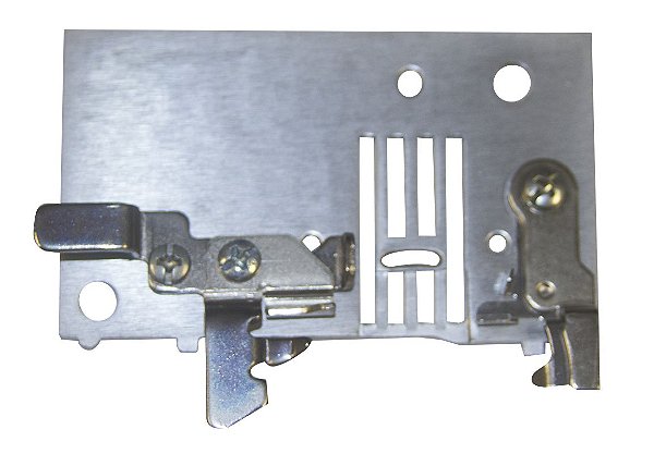 XC8990121 - CONJUNTO DA CHAPA DE AGULHA XL2600/2610