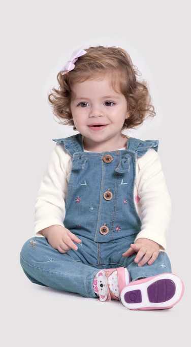 Jardineira Jeans Infantil Menina Bordada 20923