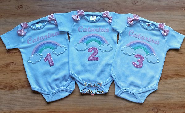 Kit 3 bodys Mesversario Menina Arco Íris