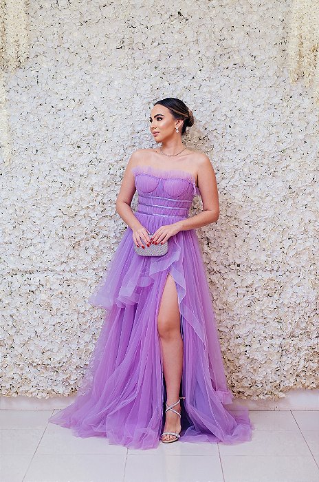VESTIDO LAVANDA TODO EM TULE BOM BUSTO ESTRUTURADO E DETELHA FRUFRU
