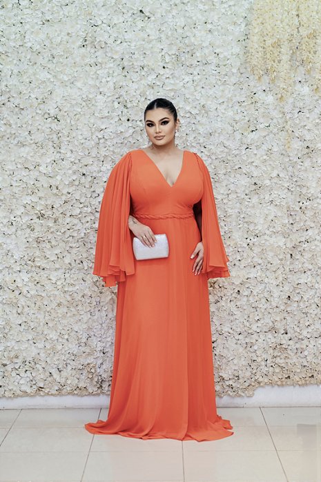 VESTIDO LARANJA MANGA LONGA FLUIDA COM CINTO DE TRANÇAS