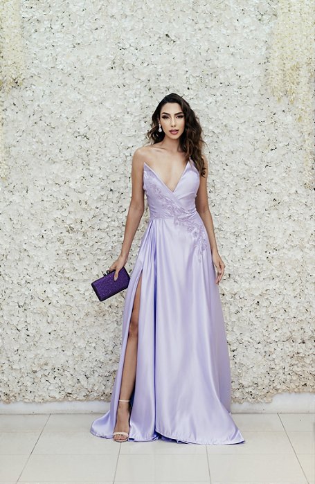 VESTIDO LAVANDA TOMARA QUE CAIA BUSTO PONTEIRA COM DETALHE BORDADO NA CINTURA E NO BUSTO