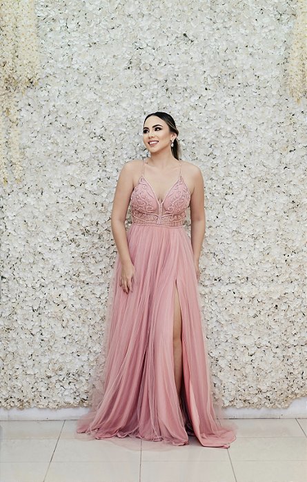 VESTIDO ROSA BEBÊ BUSTO BORDADO COM TIRAS NAS COSTAS ALCINHA FINA