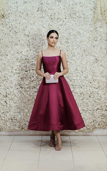 VESTIDO FUCSIA MIDI ZIBELINE COM BARRA EM CRINOL E ALÇA FINA COM CINTO FINO