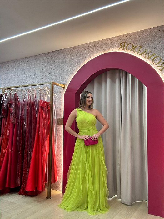 VESTIDO OMBRO ÚNICO VERDE LIMA EM TULE