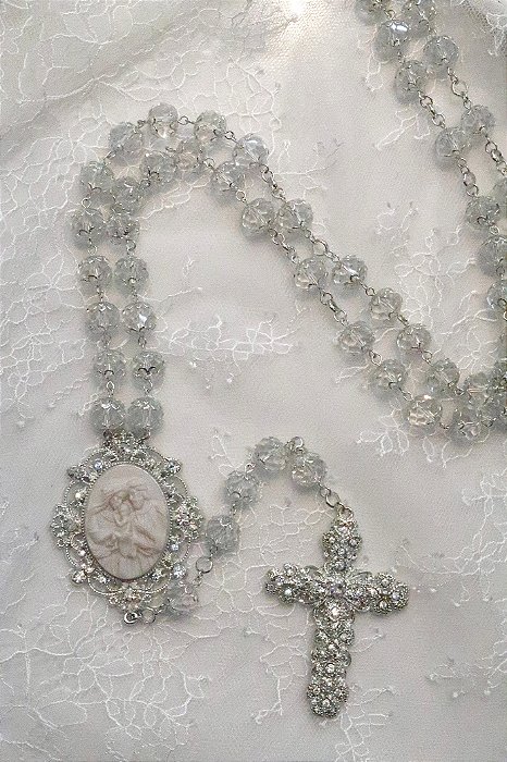 TERÇO PRATA MEDALHA NOSSA SENHORA DA SAGRADA FAMÍLIA