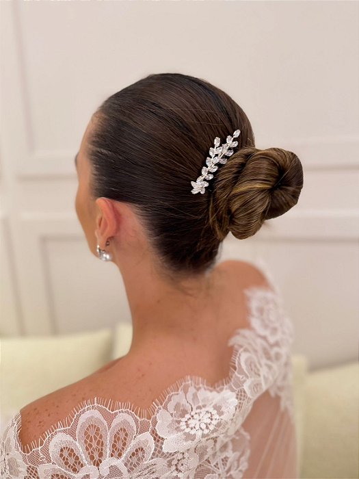 GRINALDA PENTE EM ZIRCÔNIA DE FOLHAS