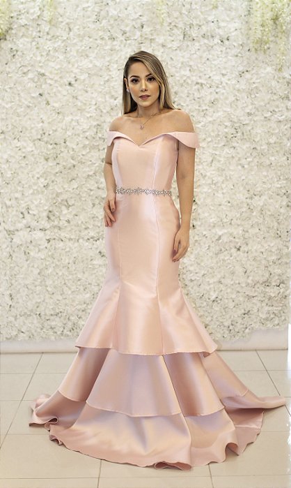 BAZAR - VESTIDO ROSA BEBÊ OMBRO A OMBRO COM SAIA EM CAMADAS E CINTO BORDADO