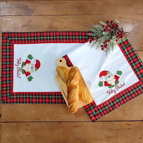 NATAL - CAMINHO DE MESA ESPECIAL BORDADO, NOEL ABRAÇO 1.10CM X 40CM.