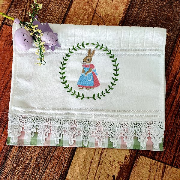 TOALHA DE LAVABO AVULSO PÁSCOA - COELHA AVENTAL.