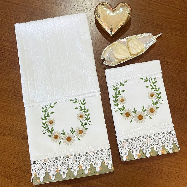 JOGO E LAVABO BORDADO - ARCO FLORIDO.