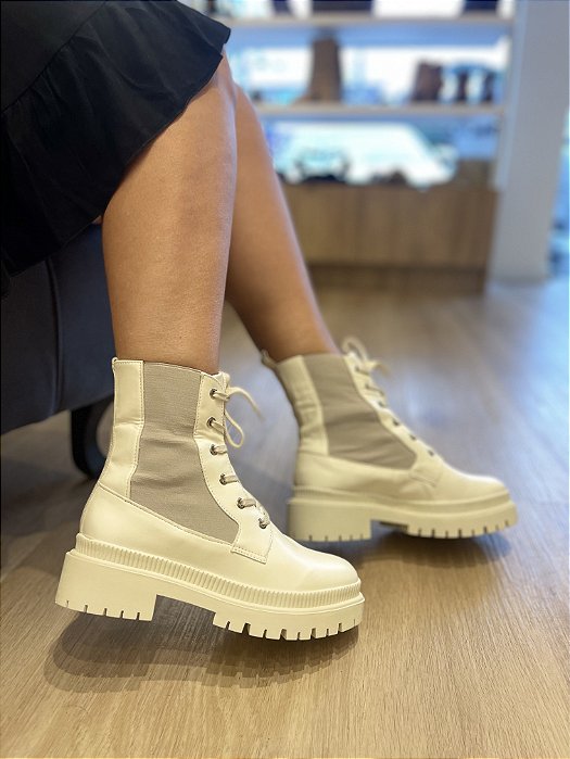Coturno Com Elástico Off White Ariel