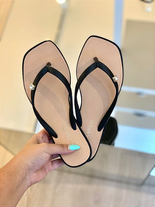 Chinelo Detalhe De Pedra Na Tira Preto Dara