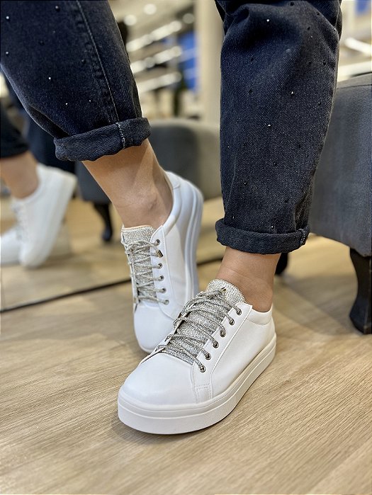 Tênis Branco Com Strass Francieli