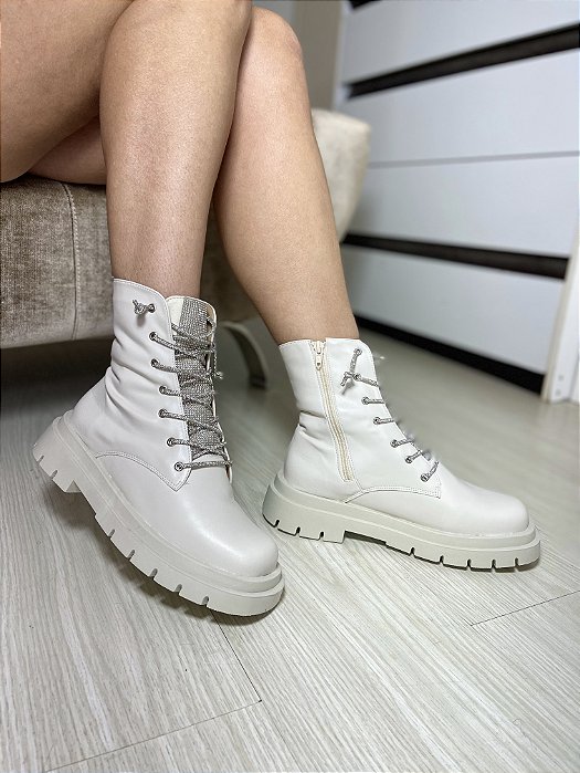 Coturno Off White Cadarço De Strass Isabela