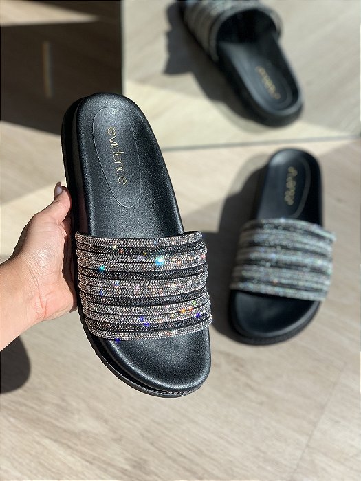 Flat Preta Com Tiras de Brilho Fabi