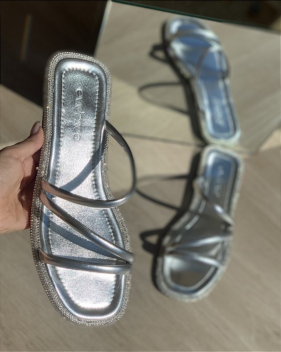 Flat Prata Detalhes Brilho Babi