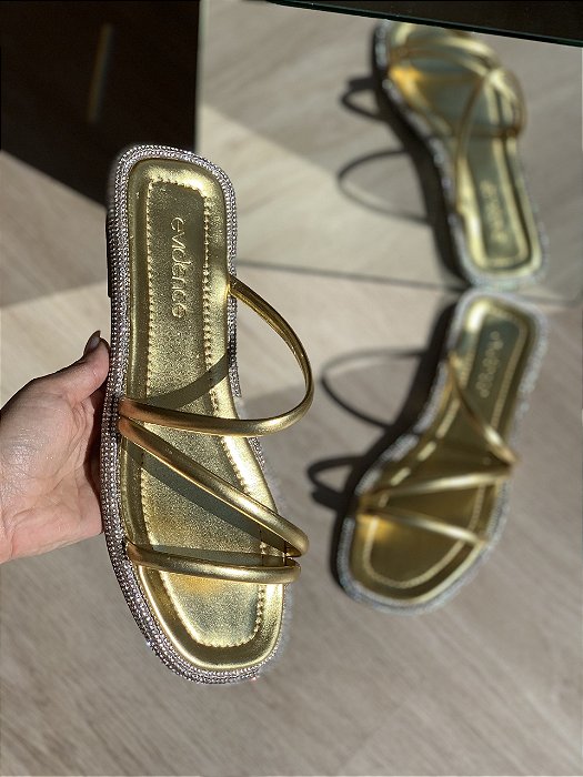 Flat Dourada Detalhes Brilho Babi