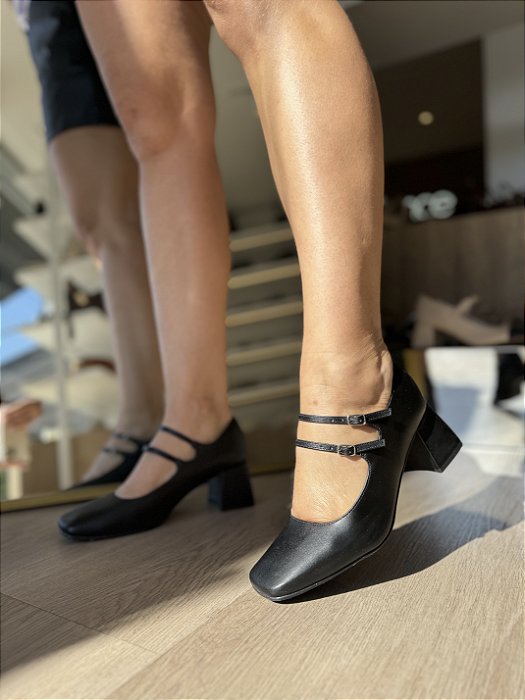 Scarpin Preto Salto Bloco Clau