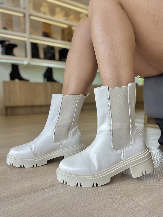 Coturno Solado Tratorado Off White Desiree