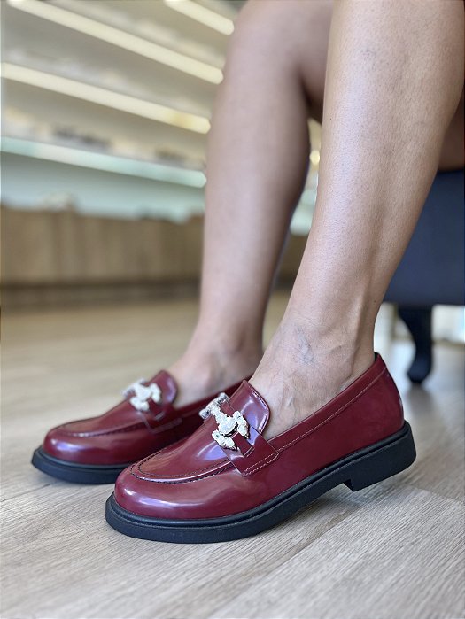 Mocassim Cherry Verniz Com Aplicações Isadora