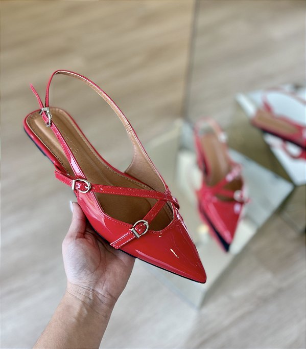 Sapatilha Slingback Vermelho Com Fivelas Stefani