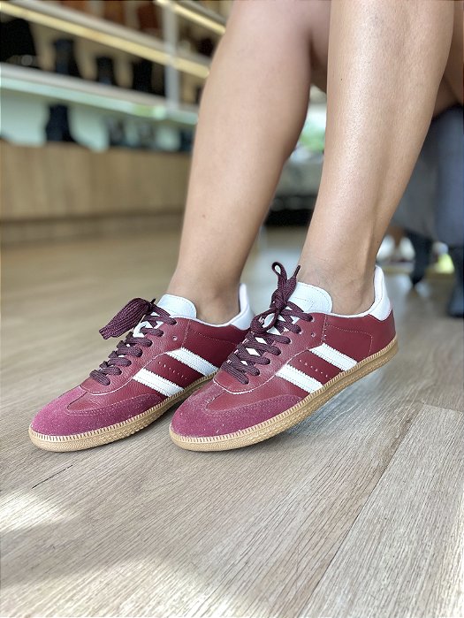 Tênis Slim Couro Cherry Detalhe Branco Meri