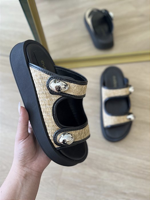 Papete Preta Em Couro Com Detalhe de Palha Daniela