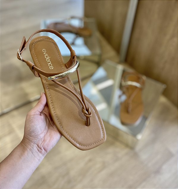 Sandália Rasteira Caramelo Detalhe Fivela Lorena