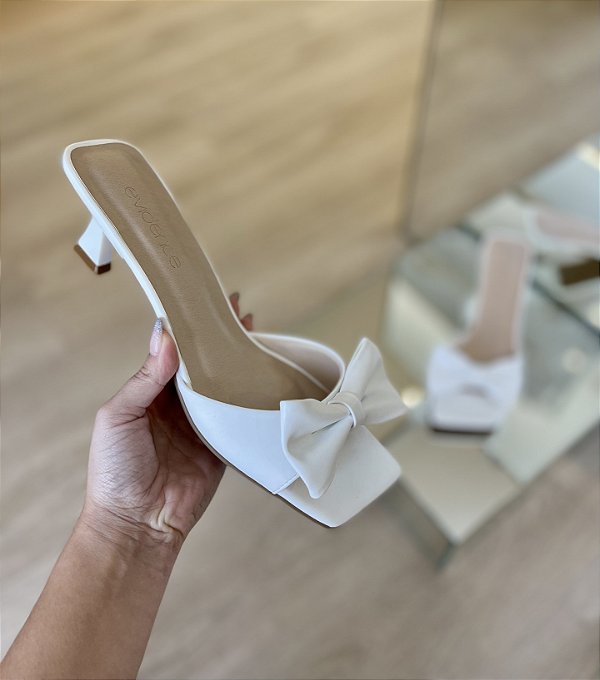 Tamanco Branco Com Laço Nicole