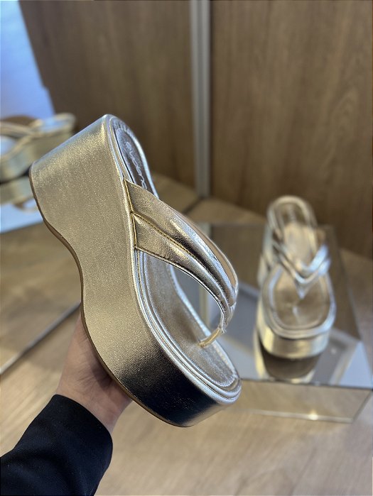 Tamanco Flatform Dourado Dora