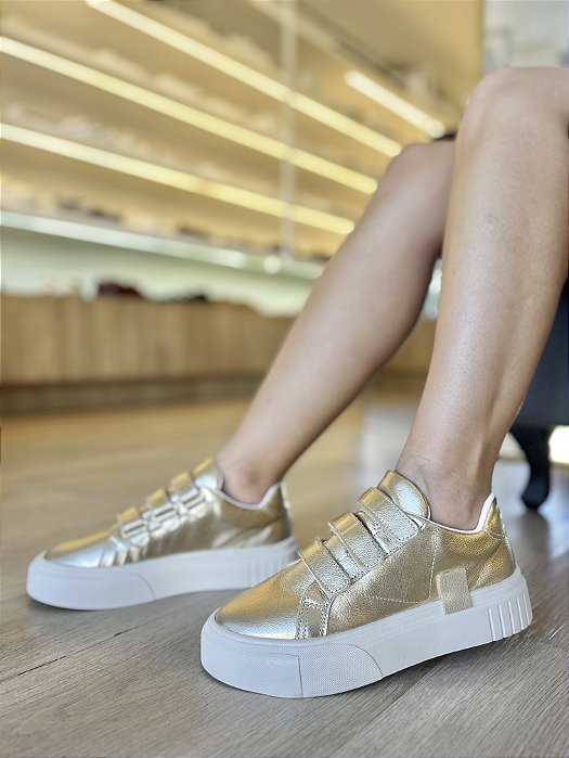 Tênis Couro Dourado Com Velcro Isa