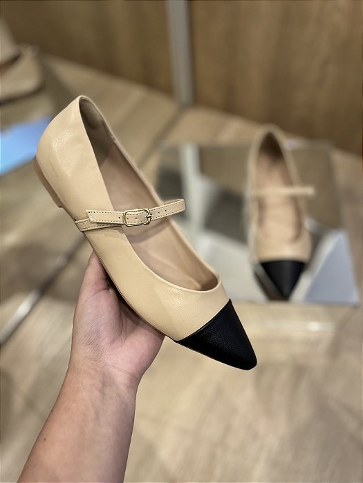 Sapatilha Bico Fino Bege/Preto Lena
