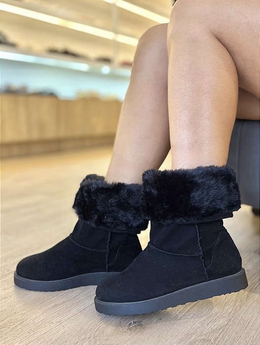 Bota De Pelos 2 em 1 Preta Katia