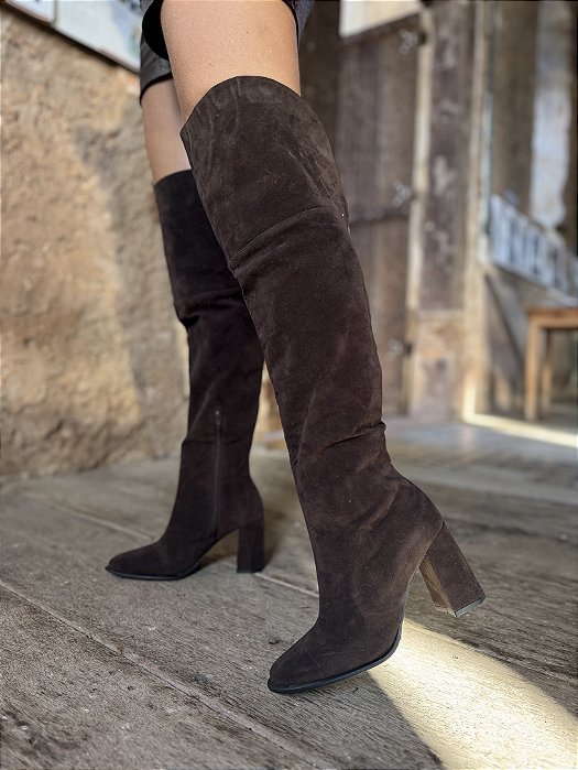 Bota Over Marrom Camurça Cano Longo Olivia