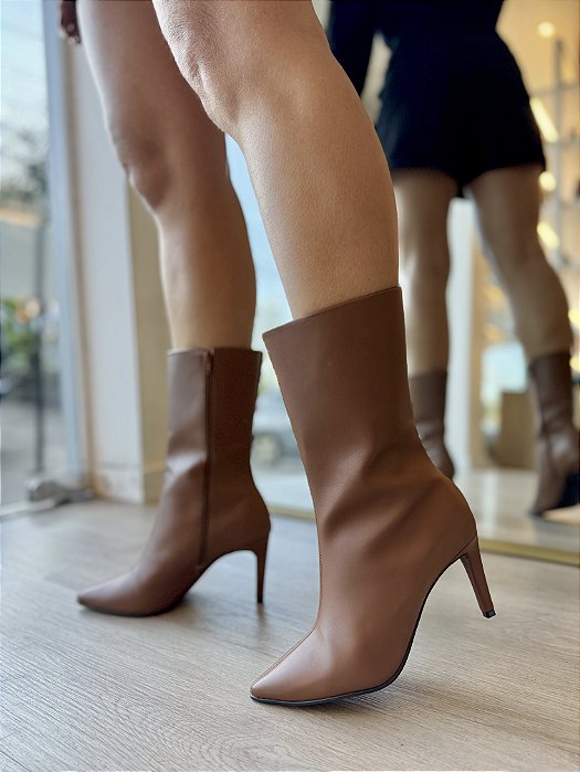 Bota Salto Fino Caramelo Liane